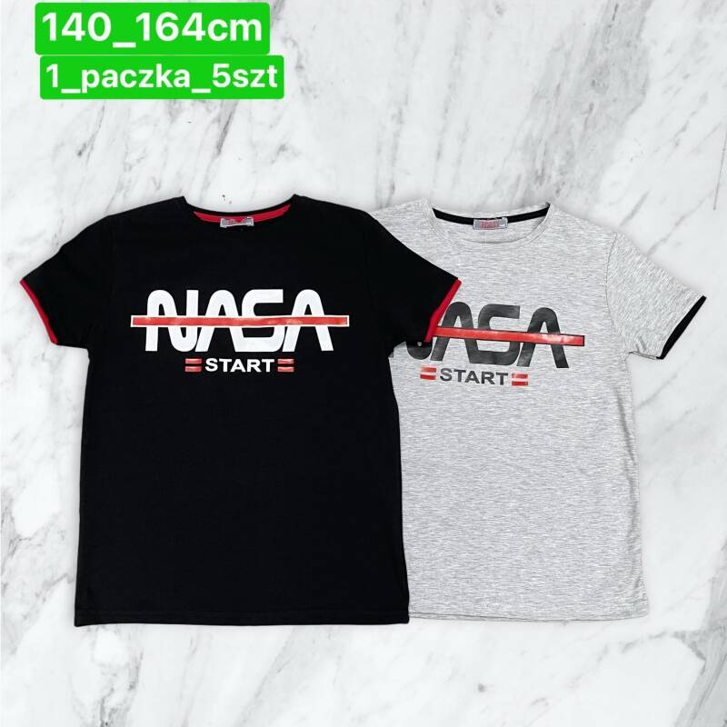 Bluzka chłopięca Roz 140-164. 1 kolor Paczka 5 szt .